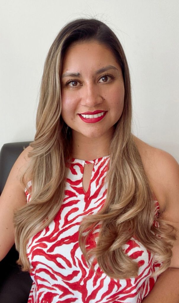Jacqueline Perez (Ecuador) – Practicante Senior*